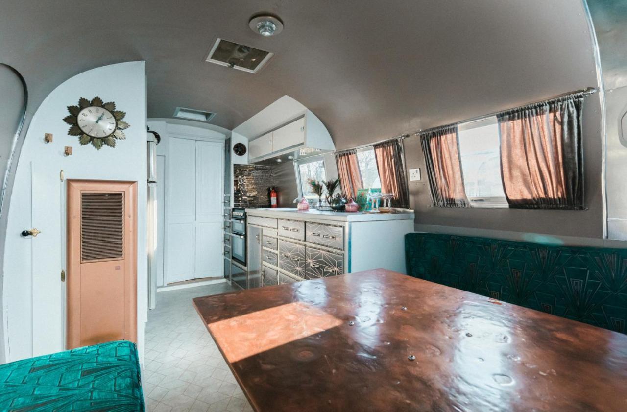 Silver Airstream Glamping & Rental Chichester Ngoại thất bức ảnh