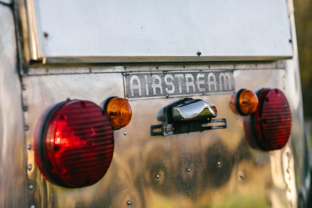 Silver Airstream Glamping & Rental Chichester Ngoại thất bức ảnh