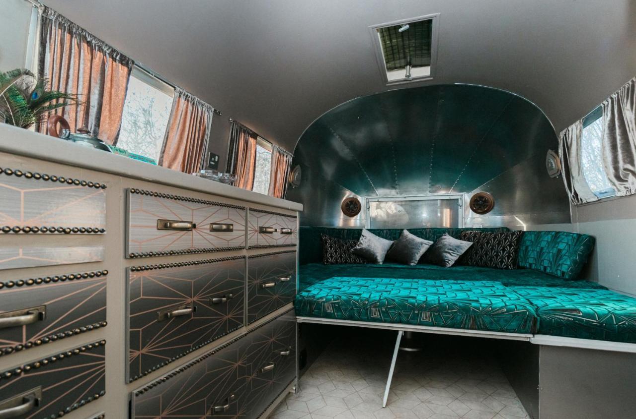 Silver Airstream Glamping & Rental Chichester Ngoại thất bức ảnh