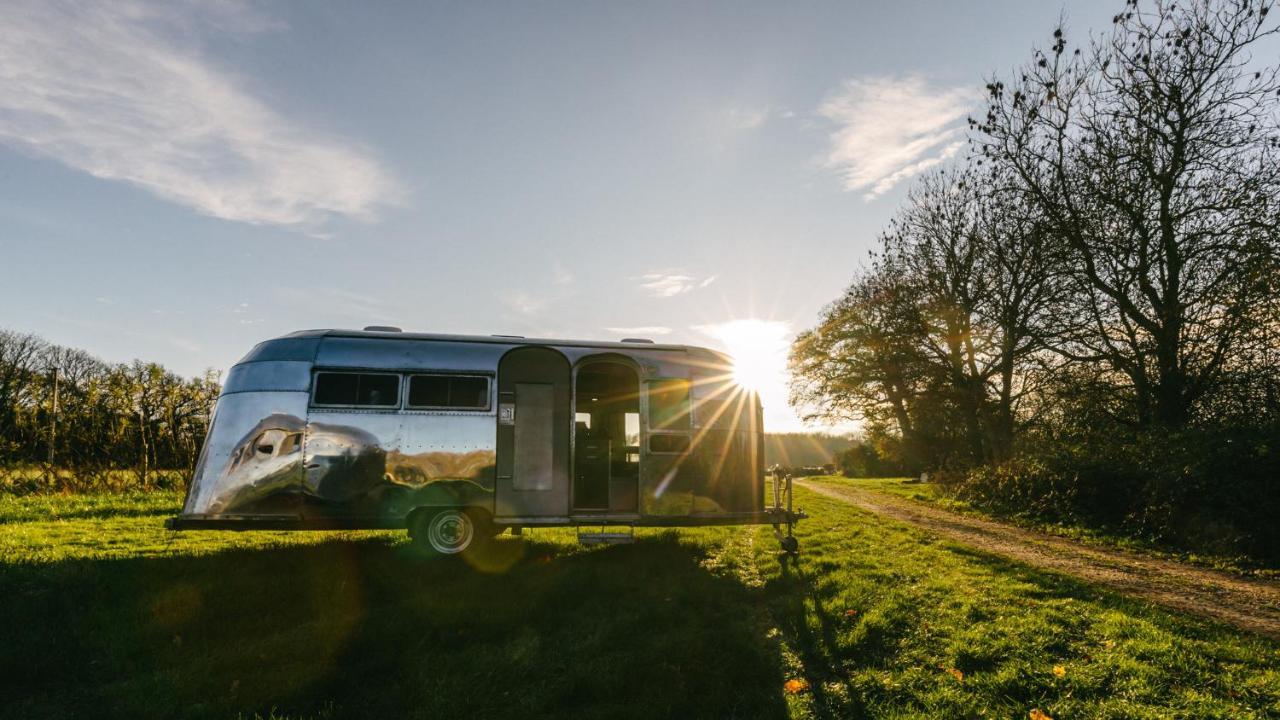 Silver Airstream Glamping & Rental Chichester Ngoại thất bức ảnh