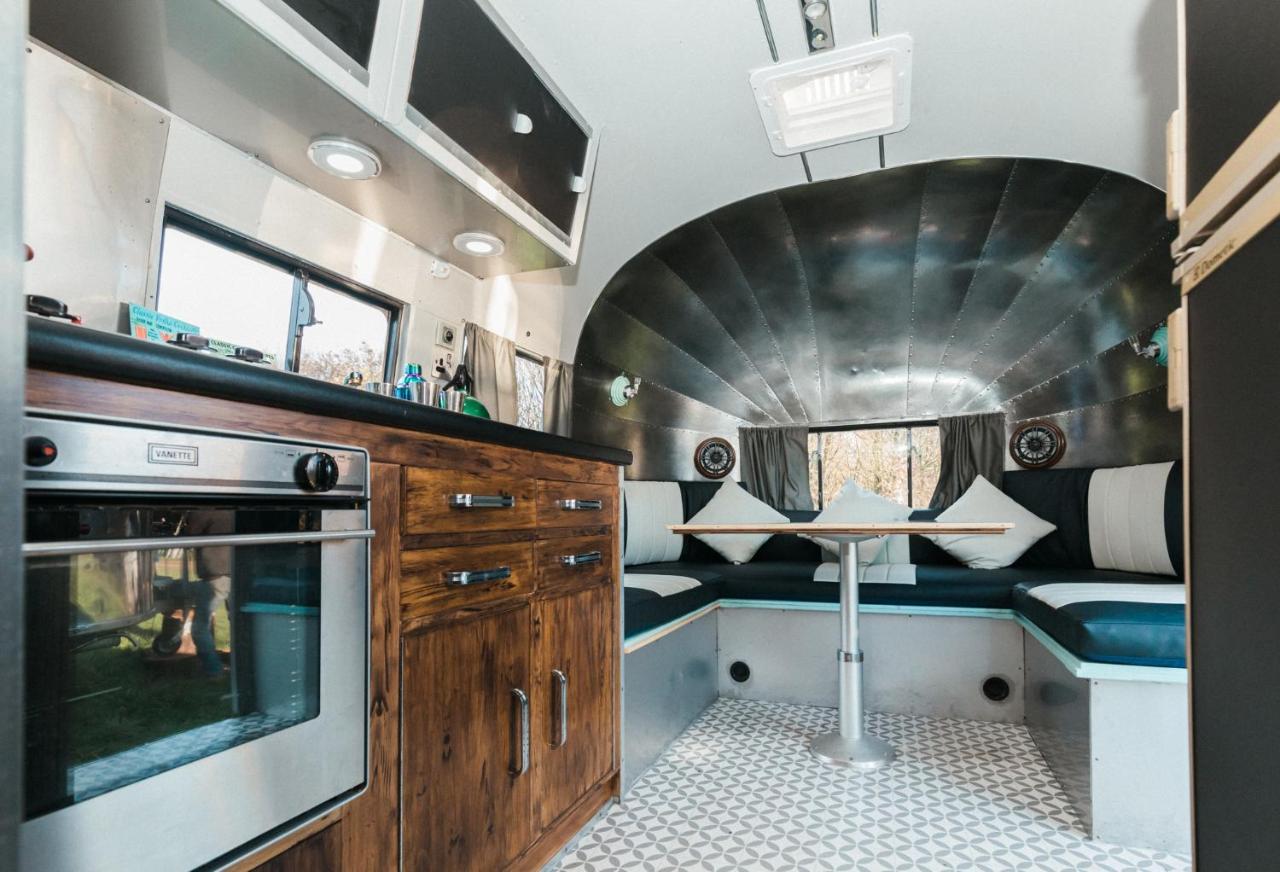 Silver Airstream Glamping & Rental Chichester Ngoại thất bức ảnh