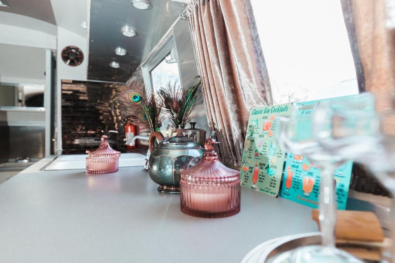 Silver Airstream Glamping & Rental Chichester Ngoại thất bức ảnh