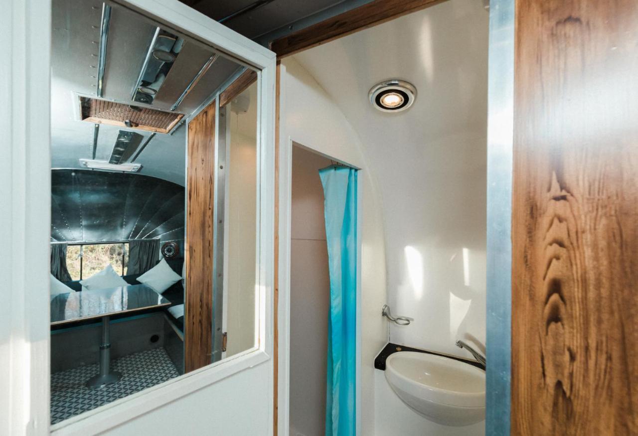 Silver Airstream Glamping & Rental Chichester Ngoại thất bức ảnh